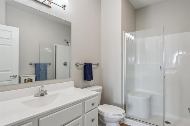 3550 Stone Creek CIR SW 313, Cedar Rapids, IA 52404