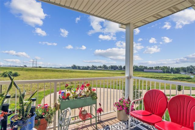 3550 Stone Creek CIR SW 313, Cedar Rapids, IA 52404