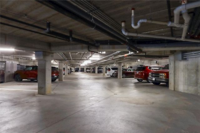 3550 Stone Creek CIR SW 313, Cedar Rapids, IA 52404