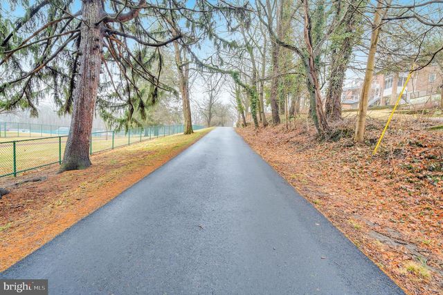 542 HILLCREST PL, Gettysburg, PA 17325