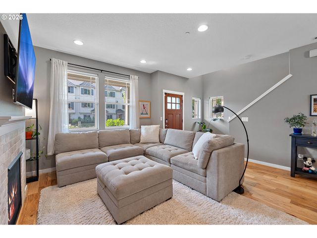 29032 Sw COSTA Cir, Wilsonville, OR 97070
