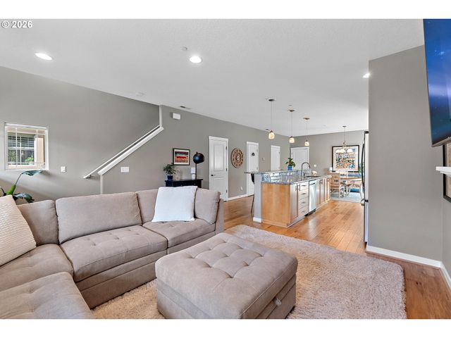 29032 Sw COSTA Cir, Wilsonville, OR 97070