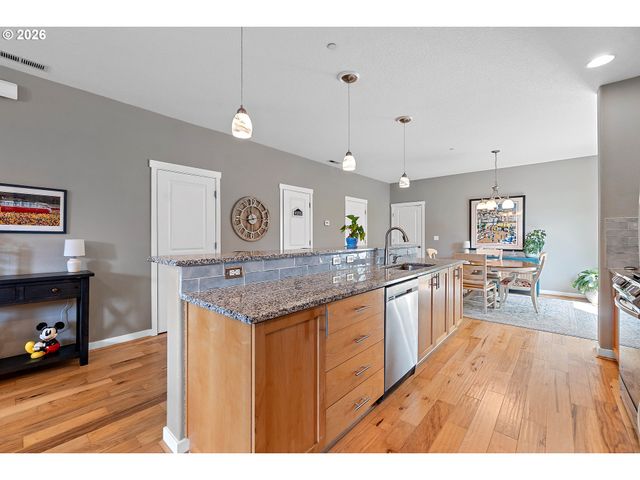 29032 Sw COSTA Cir, Wilsonville, OR 97070