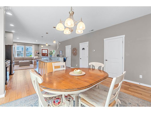 29032 Sw COSTA Cir, Wilsonville, OR 97070