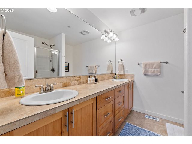 29032 Sw COSTA Cir, Wilsonville, OR 97070