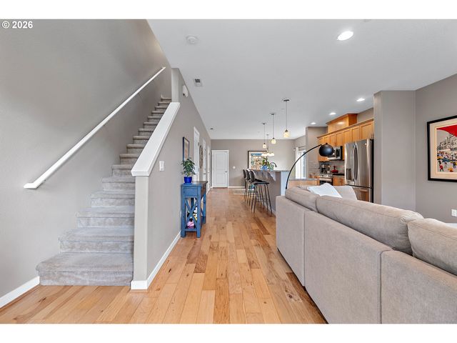 29032 Sw COSTA Cir, Wilsonville, OR 97070