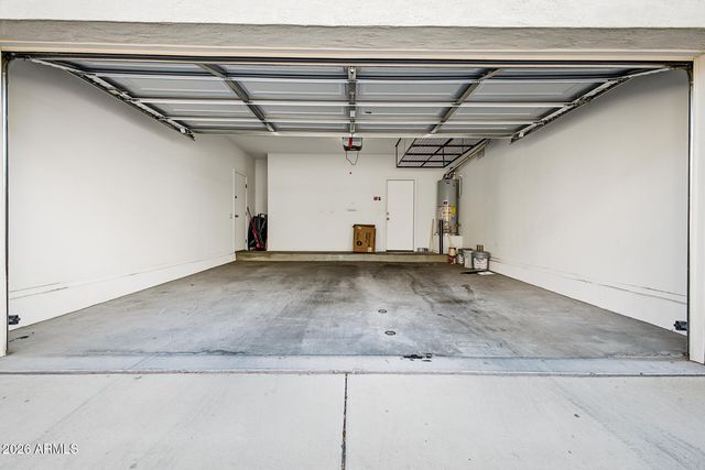 3881 E GIDEON Way, Gilbert, AZ 85296