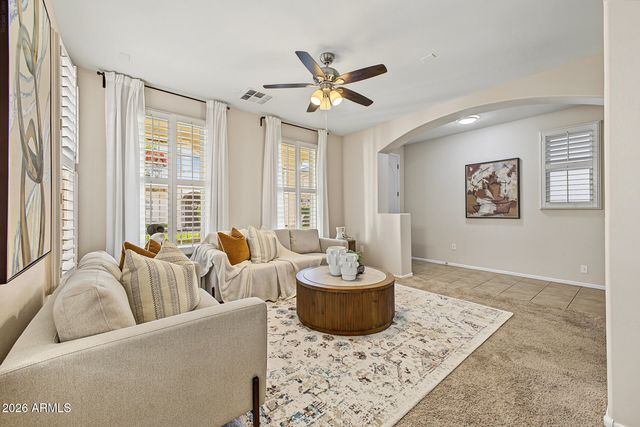 3881 E GIDEON Way, Gilbert, AZ 85296