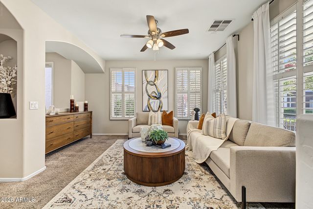 3881 E GIDEON Way, Gilbert, AZ 85296