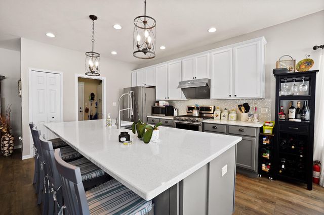 6276 Glenbrook Avenue, Portage, IN 46368