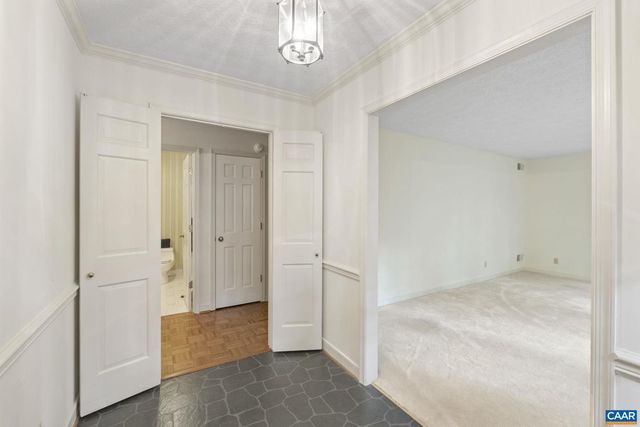 1211 LANETOWN RD, Crozet, VA 22932