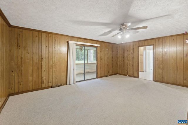 1211 LANETOWN RD, Crozet, VA 22932