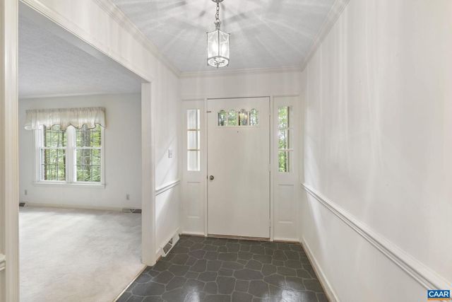 1211 LANETOWN RD, Crozet, VA 22932