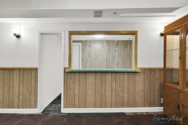 4630 W Anthony DRIVE, Greenfield, WI 53219