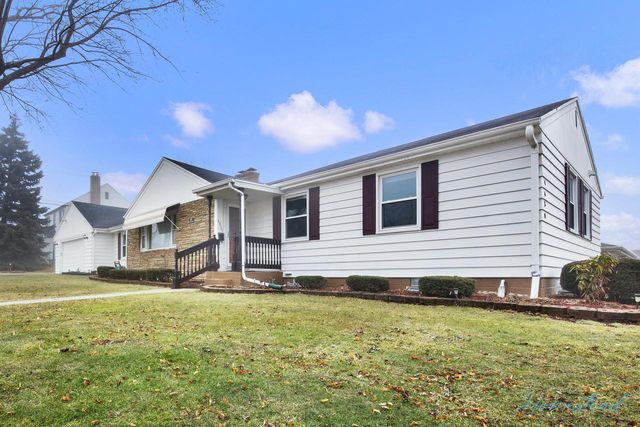 4630 W Anthony DRIVE, Greenfield, WI 53219