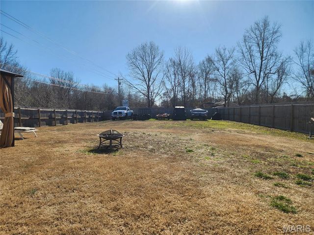 202 MacIntosh Lane, Poplar Bluff, MO 63901