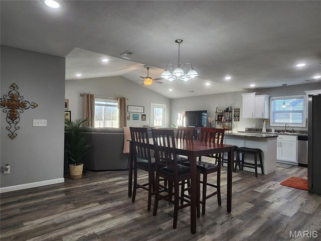 202 MacIntosh Lane, Poplar Bluff, MO 63901