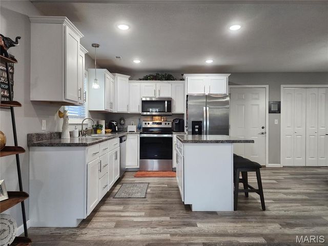 202 MacIntosh Lane, Poplar Bluff, MO 63901