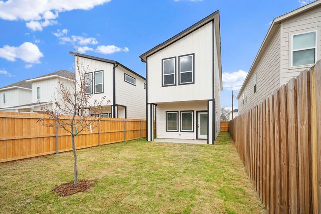 2526 Peabody, Dallas, TX 75215