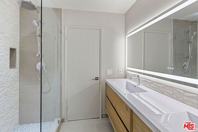 1044 20TH Street C, Santa Monica, CA 90403