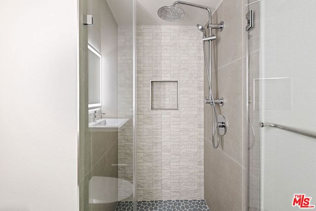 1044 20TH Street C, Santa Monica, CA 90403