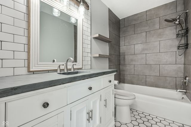 315 Elmead Court 3017, Greenwood, IN 46142