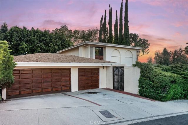 4709 Dunman Avenue, Woodland Hills, CA 91364
