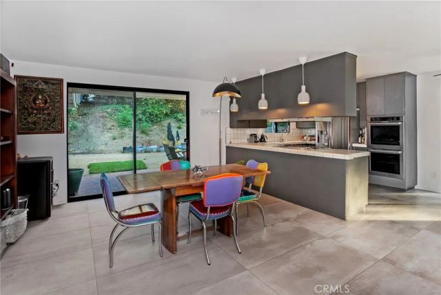 4709 Dunman Avenue, Woodland Hills, CA 91364