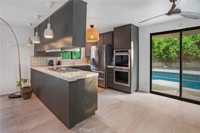 4709 Dunman Avenue, Woodland Hills, CA 91364