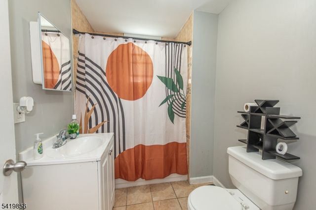 303 S 11Th St, Newark City, NJ 07103