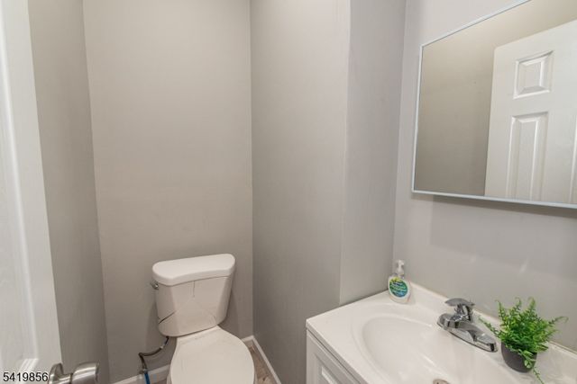 303 S 11Th St, Newark City, NJ 07103