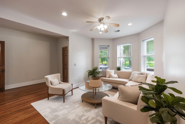 1010 N Kedzie Avenue 1, Chicago, IL 60651