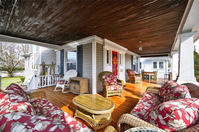 114 Roosevelt Street, Garden City, NY 11530