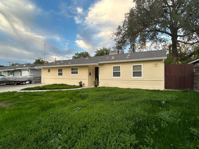 3245 Wemberley Dr, Sacramento, CA 95864