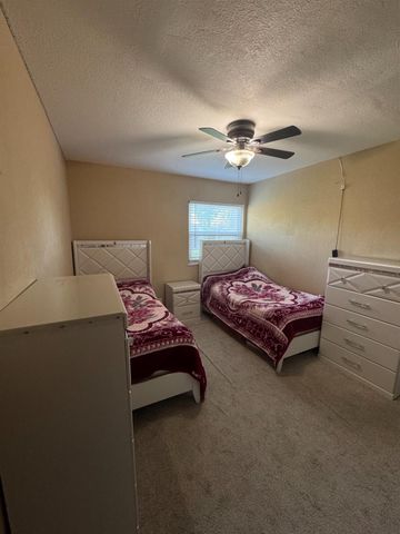 3245 Wemberley Dr, Sacramento, CA 95864