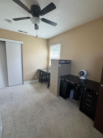 3245 Wemberley Dr, Sacramento, CA 95864