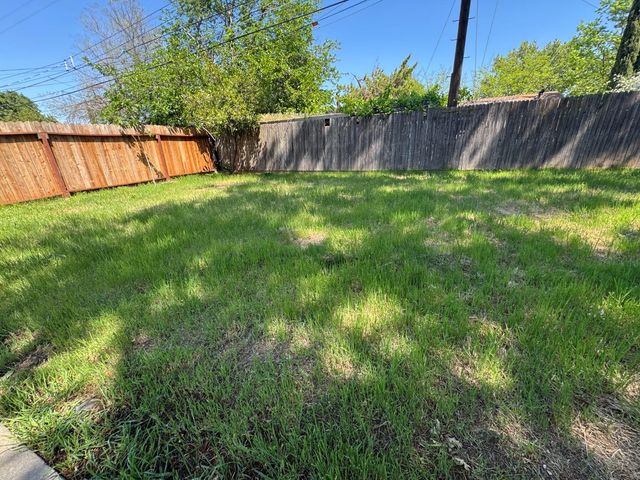 3245 Wemberley Dr, Sacramento, CA 95864