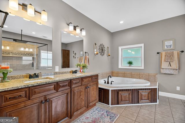 428 Willie Hodnett Road, Lagrange, GA 30240