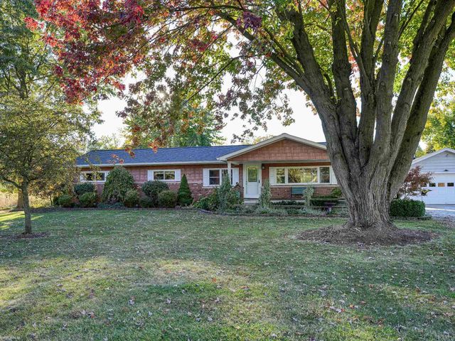 2626 Allington Road, St Clair Twp, MI 48079