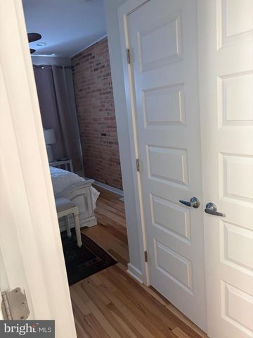 17 N EAST AVE, Baltimore, MD 21224