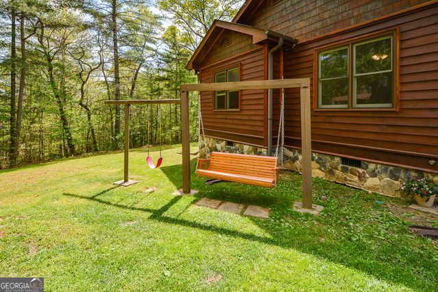 303 Pine Lane, Mineral Bluff, GA 30559