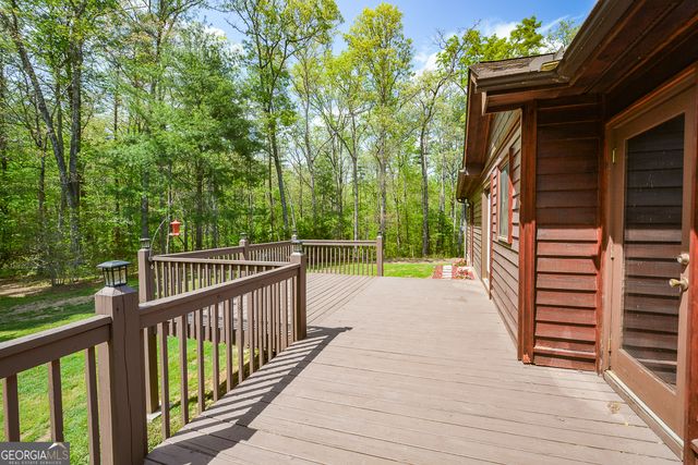 303 Pine Lane, Mineral Bluff, GA 30559