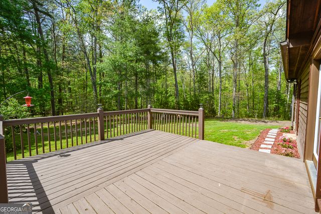 303 Pine Lane, Mineral Bluff, GA 30559