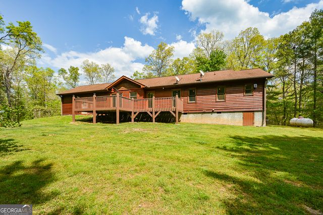 303 Pine Lane, Mineral Bluff, GA 30559