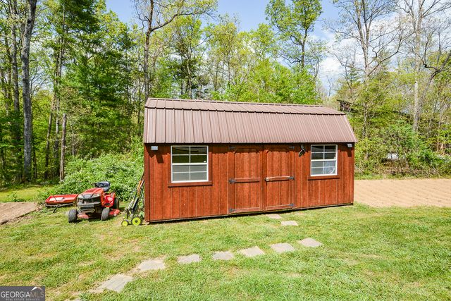 303 Pine Lane, Mineral Bluff, GA 30559