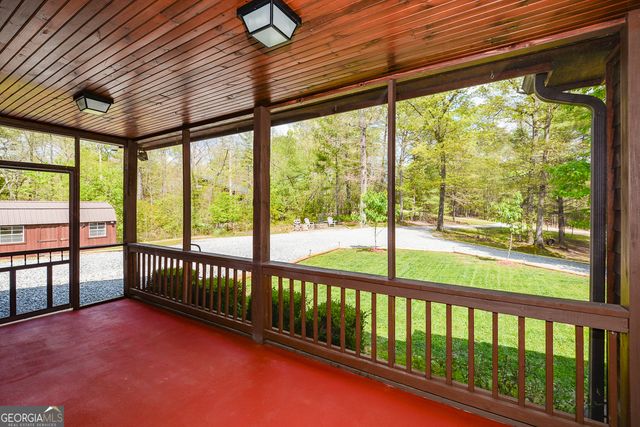 303 Pine Lane, Mineral Bluff, GA 30559