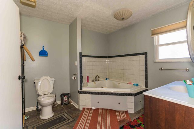 6840 Tanya Terrace, Reynoldsburg, OH 43068