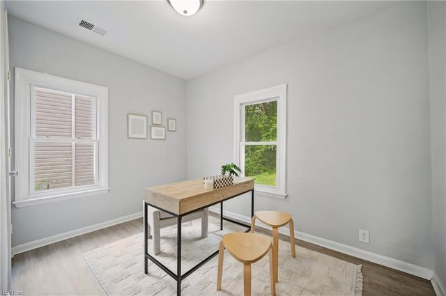 129 S 6th ST, Suffolk, VA 23434