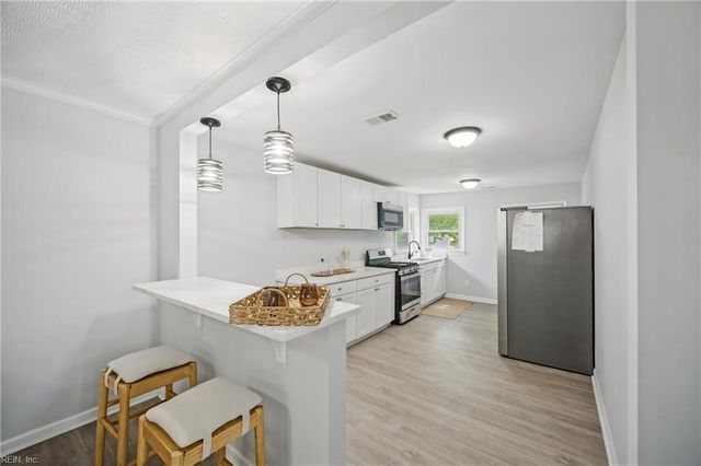129 S 6th ST, Suffolk, VA 23434