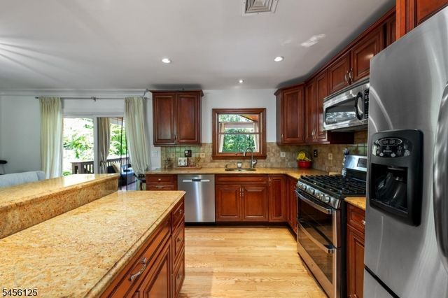 157 Mountain Cir, West Milford Twp., NJ 07480